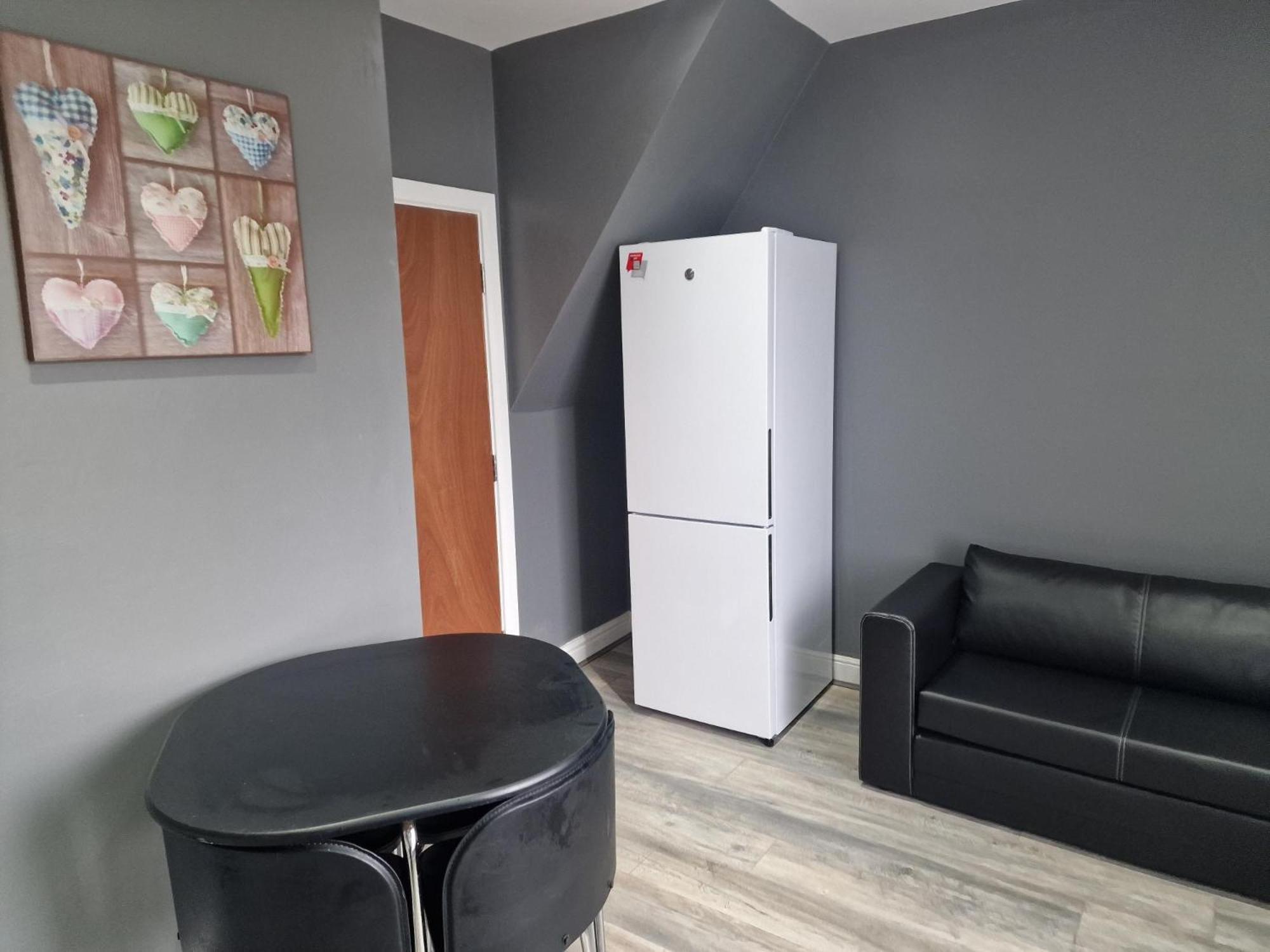 Apartment Impeccable 3-bed In Bradford To Explore Bradford (West Yorkshire)